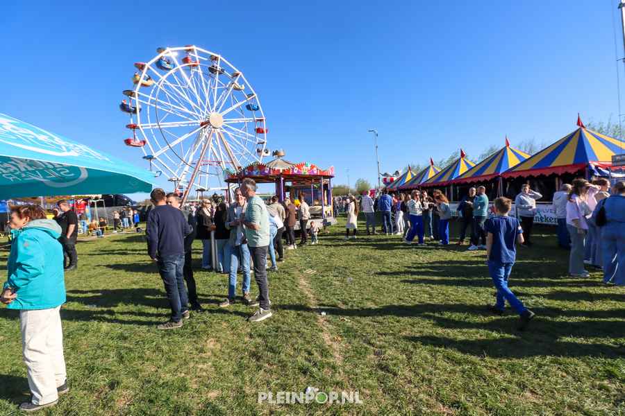 Sfeer Pleinpop Zondag (90)